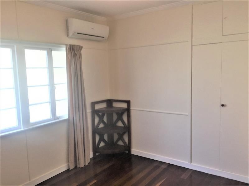 15 Woodville Street, Wandal QLD 4700